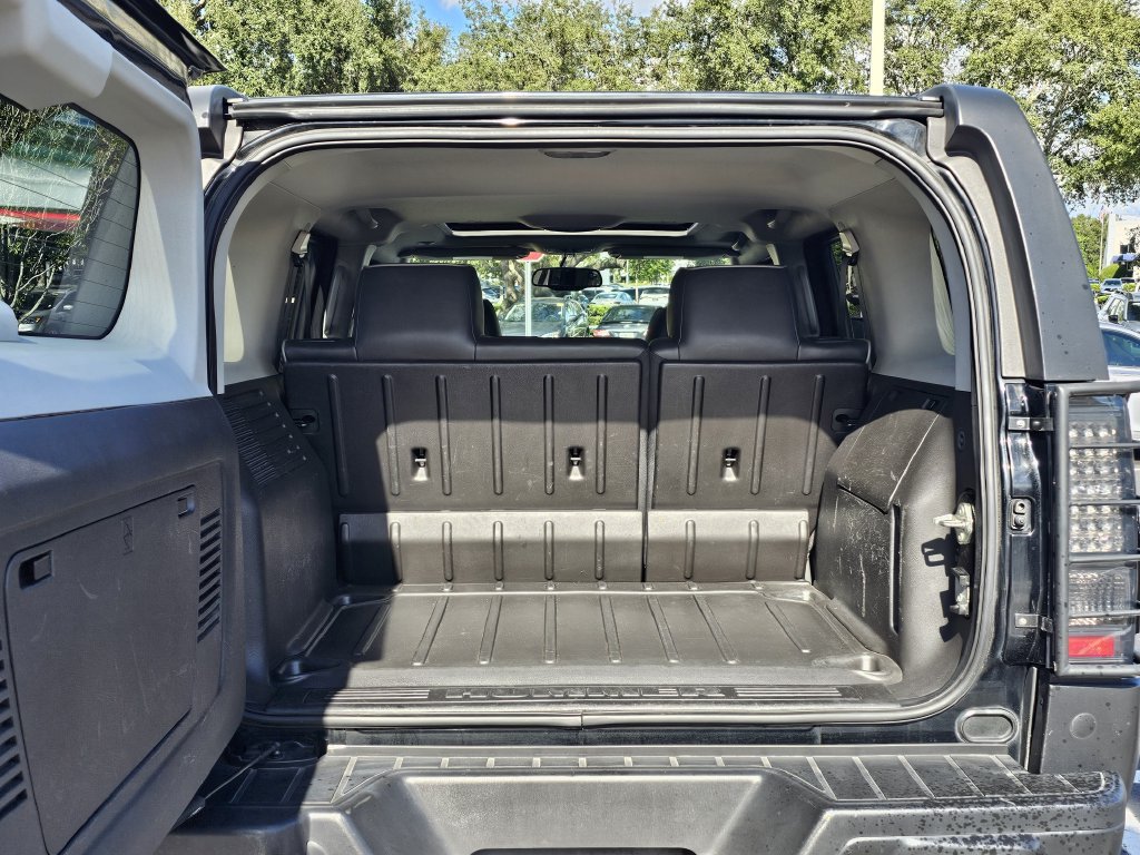Used 2010 HUMMER H3 Luxury AWD/4WD image 9
