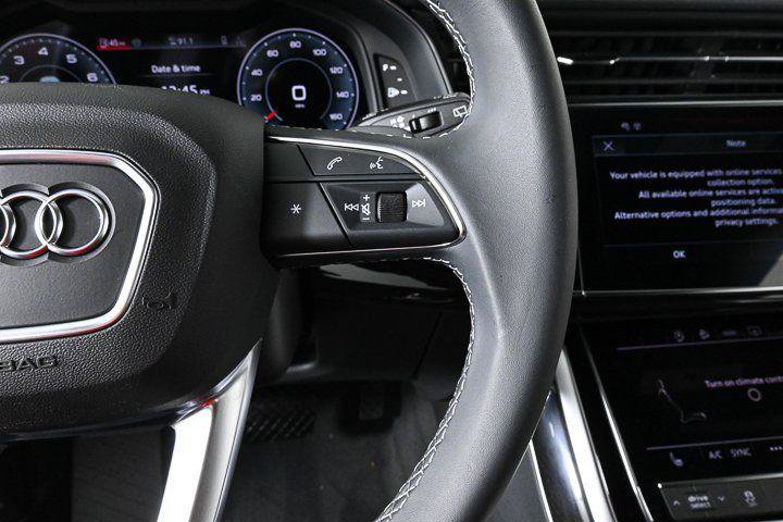 Used 2025 Audi Q8 Premium AWD/4WD image 10