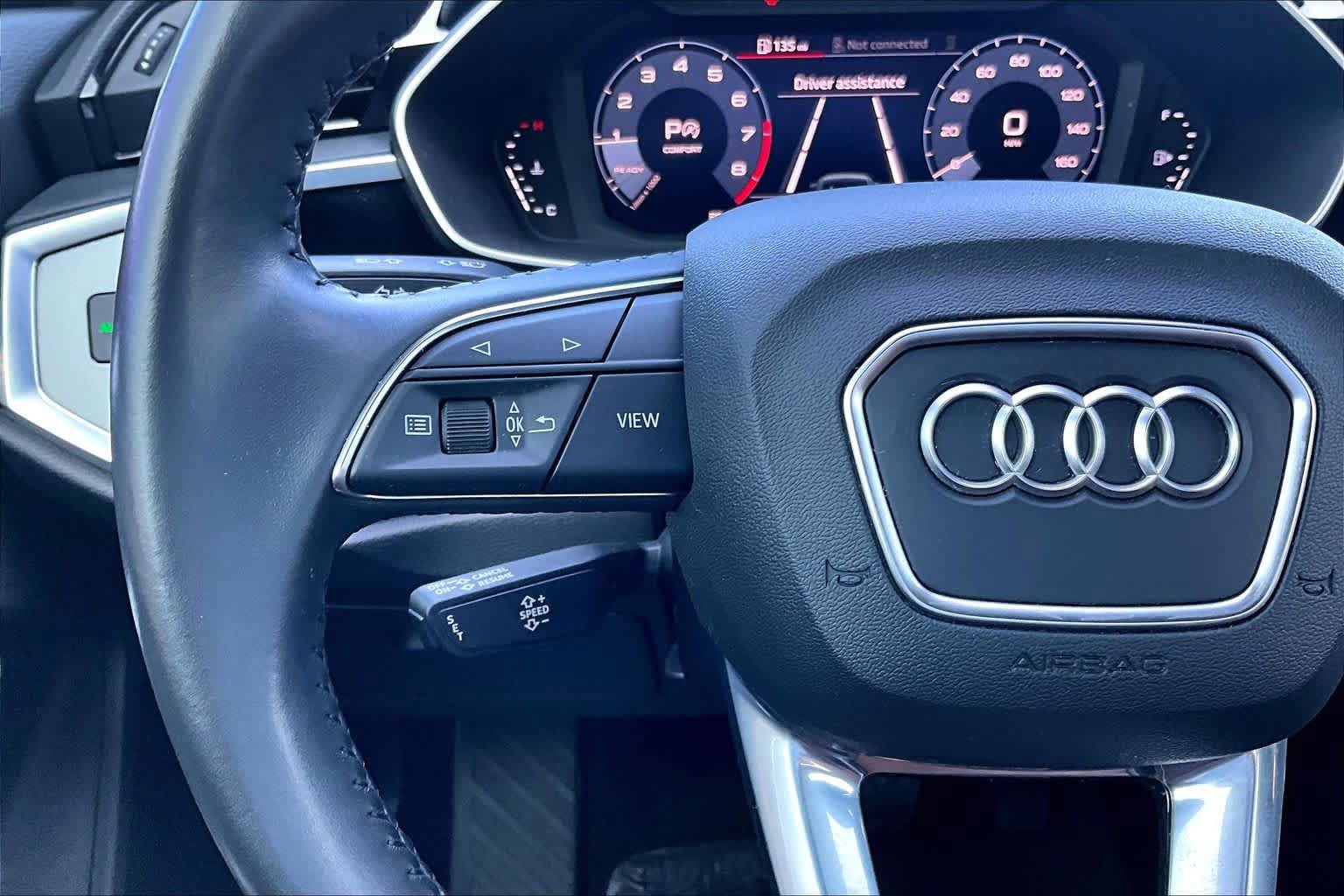 Used 2020 Audi Q3 2.0T Premium w/ Convenience Package AWD/4WD image 16