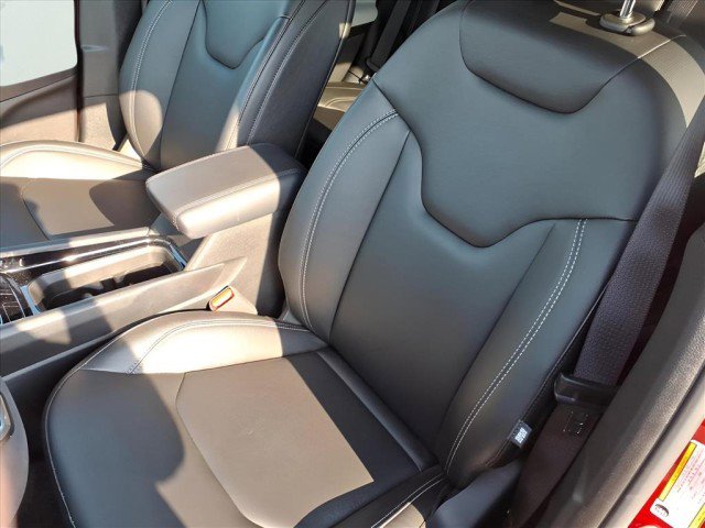 Used 2025 Jeep Compass Limited image 17