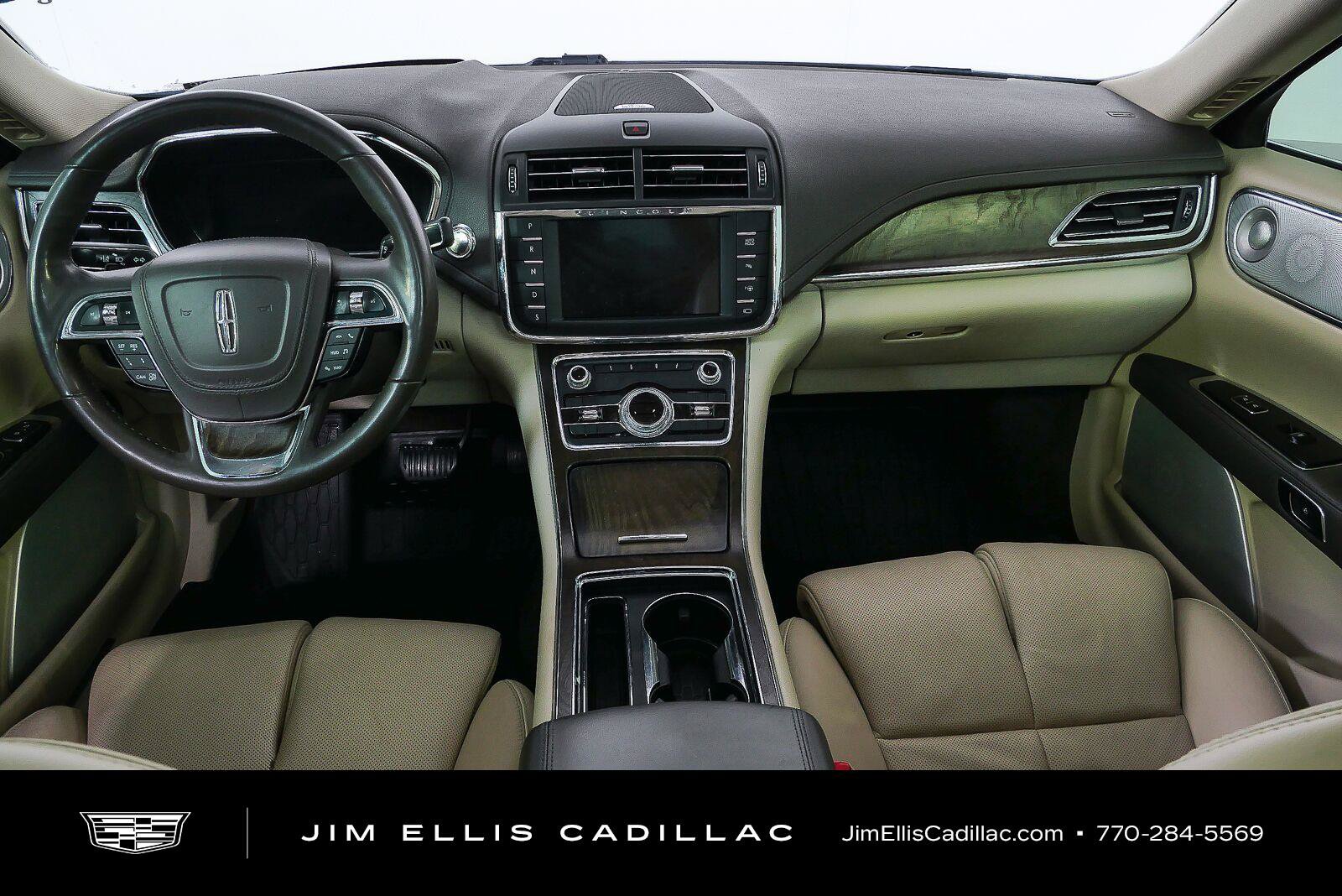 Used 2018 Lincoln Continental Reserve FWD image 16