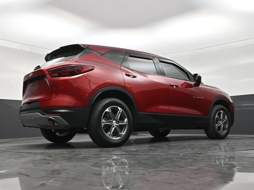 Used 2024 Chevrolet Blazer LT FWD image 24