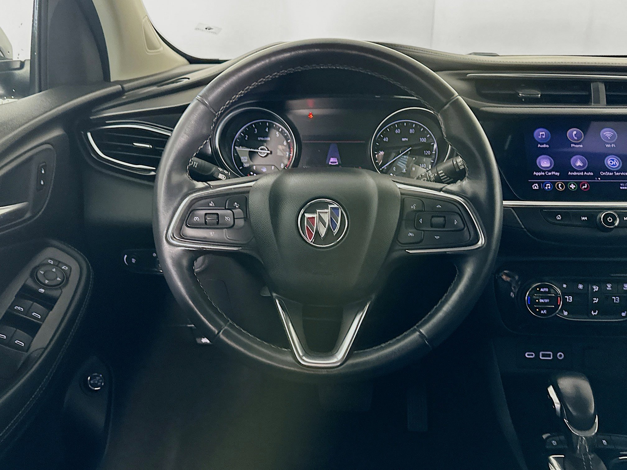 Used 2022 Buick Encore GX Select image 17