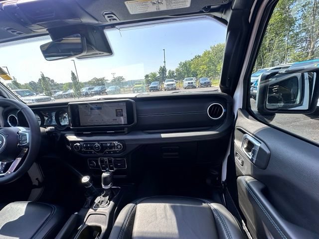 Used 2024 Jeep Wrangler High Altitude AWD/4WD image 27
