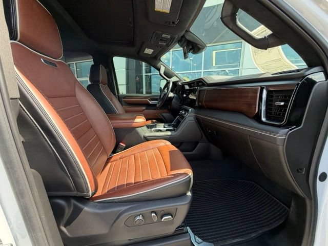 Used 2025 GMC Sierra 2500 Denali Ultimate w/ Max Trailering Package AWD/4WD image 33