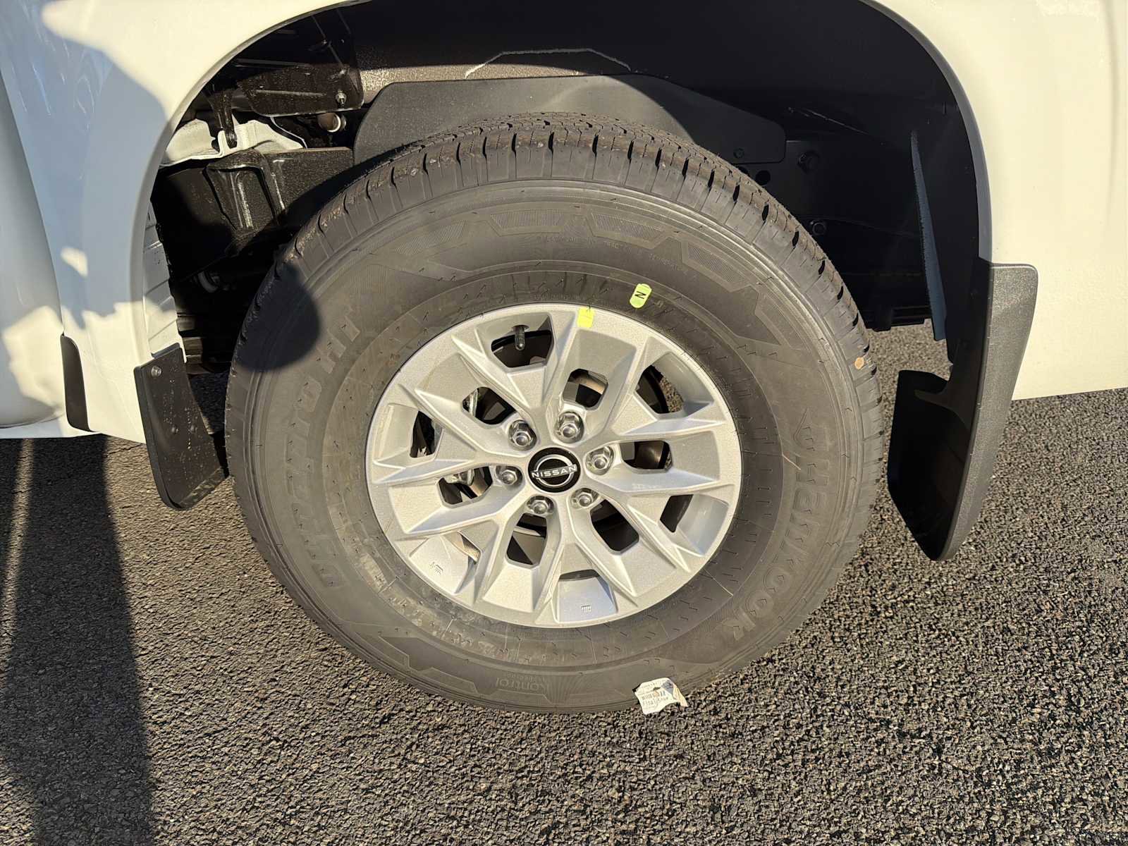 New 2026 Nissan Frontier S image 5