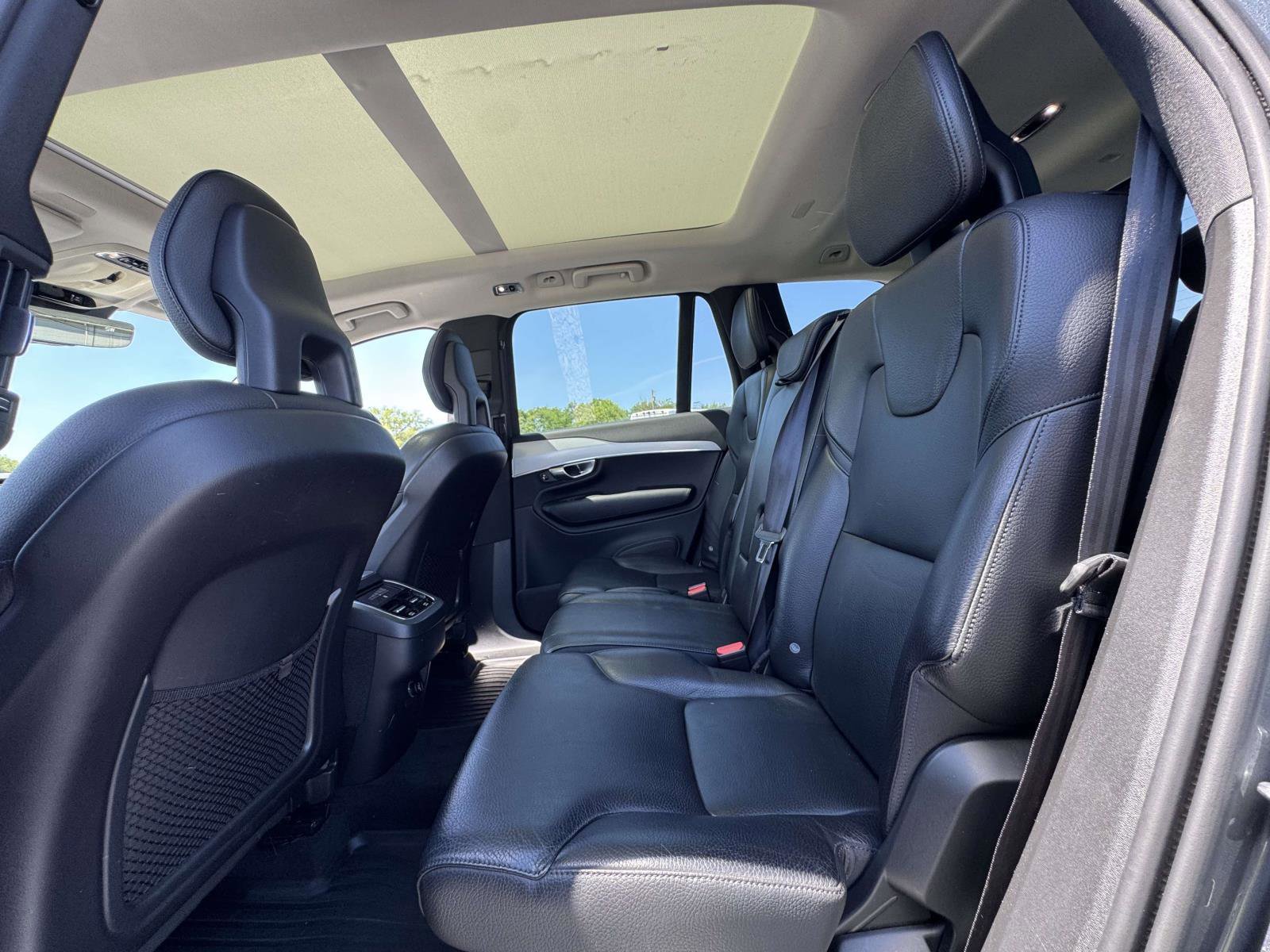 Used 2018 Volvo XC90 T6 Momentum w/ Convenience Package AWD/4WD image 20