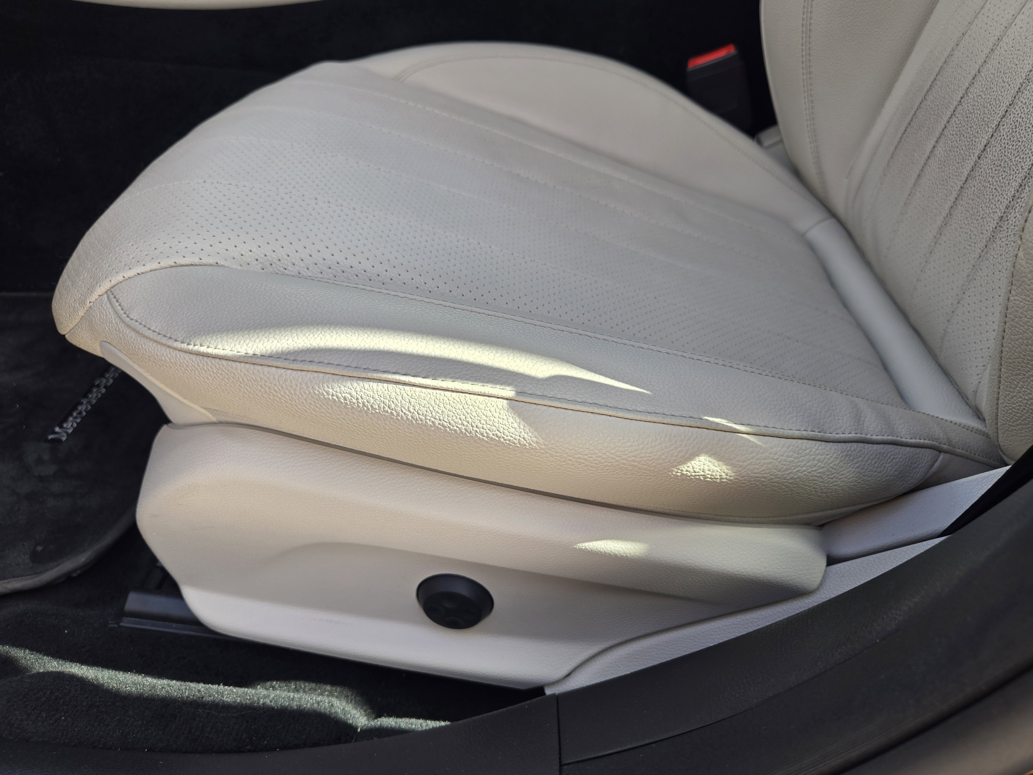 Used 2020 Mercedes-Benz E 450 4MATIC Sedan image 27