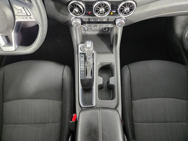Used 2024 Nissan Sentra SV FWD image 24