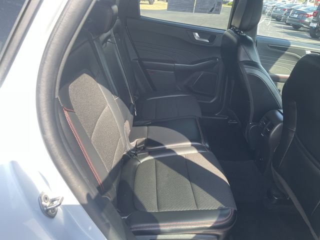 Used 2025 Ford Escape ST-Line Select AWD/4WD image 37