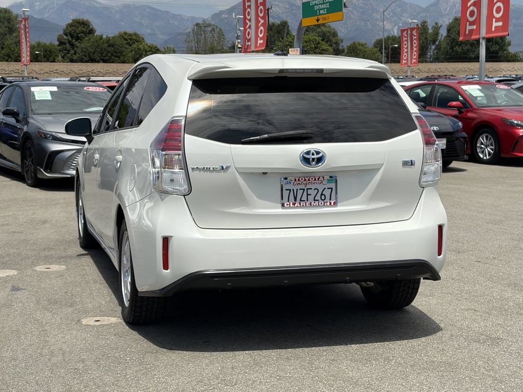 Certified 2017 Toyota Prius V FWD image 47