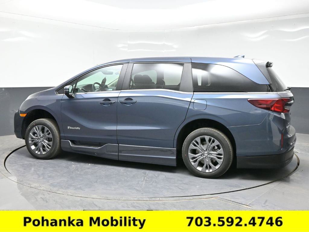 Used 2026 Honda Odyssey EX-L image 14