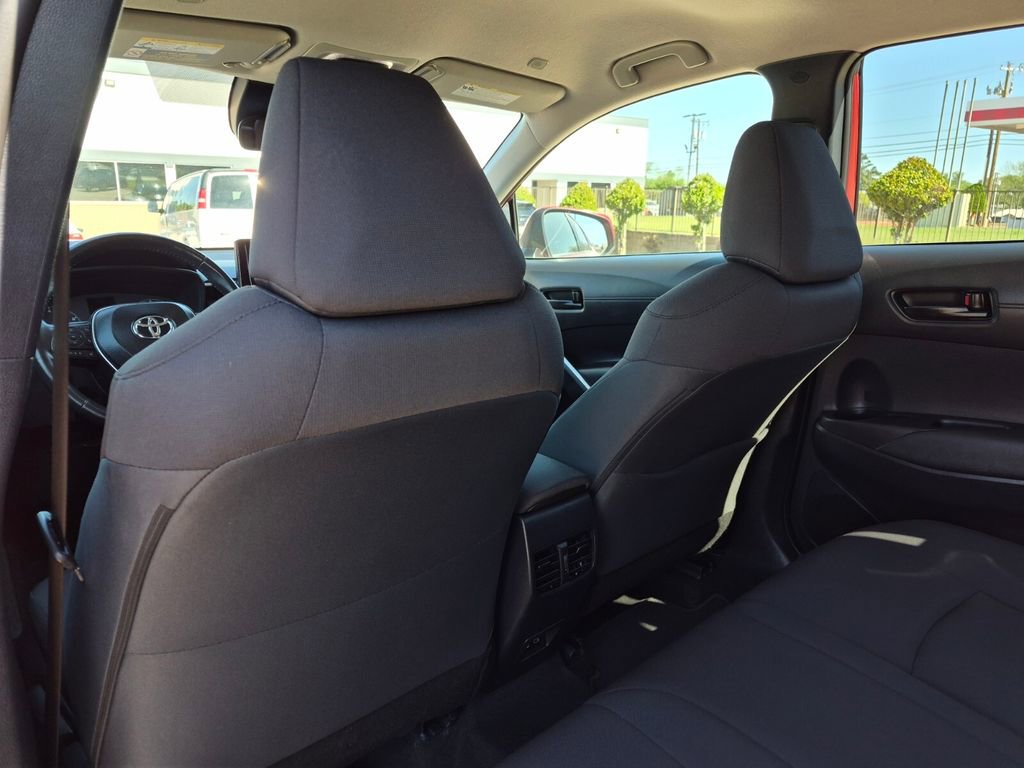 Used 2024 Toyota Corolla Cross LE FWD image 29