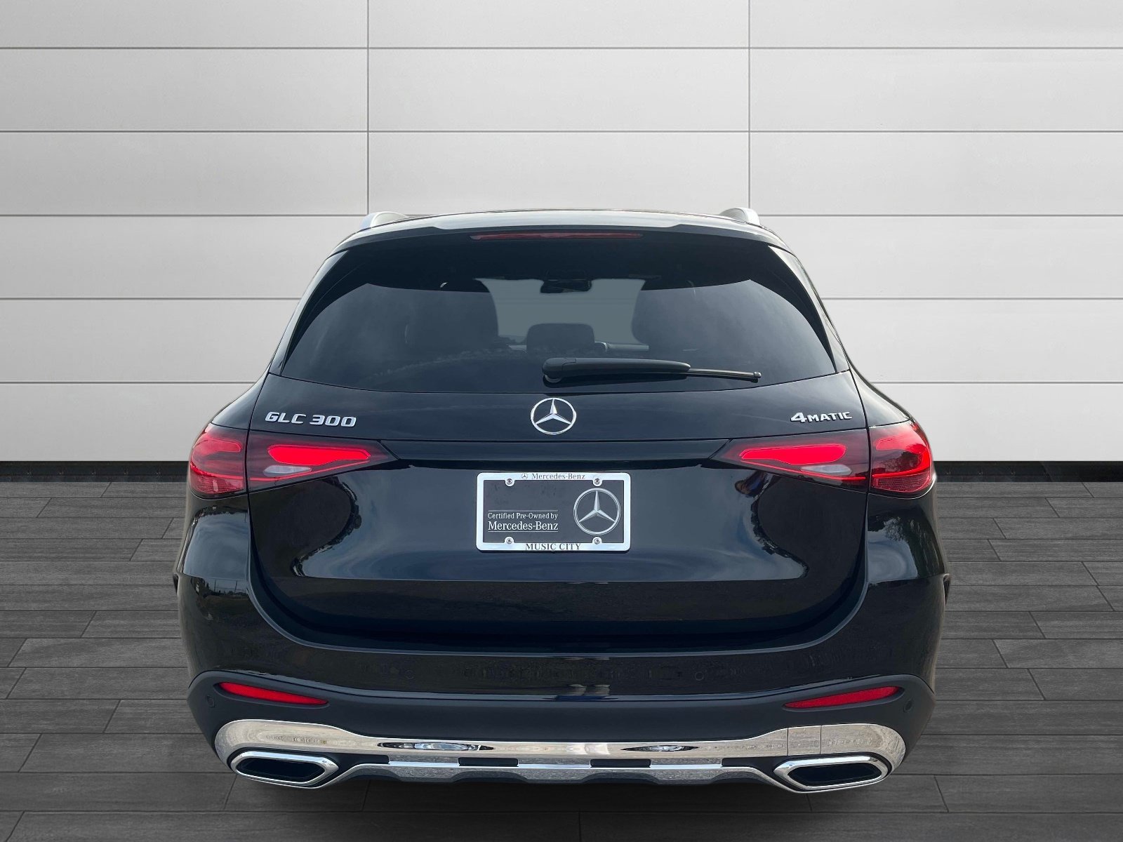 Certified 2026 Mercedes-Benz GLC 300 4MATIC image 4