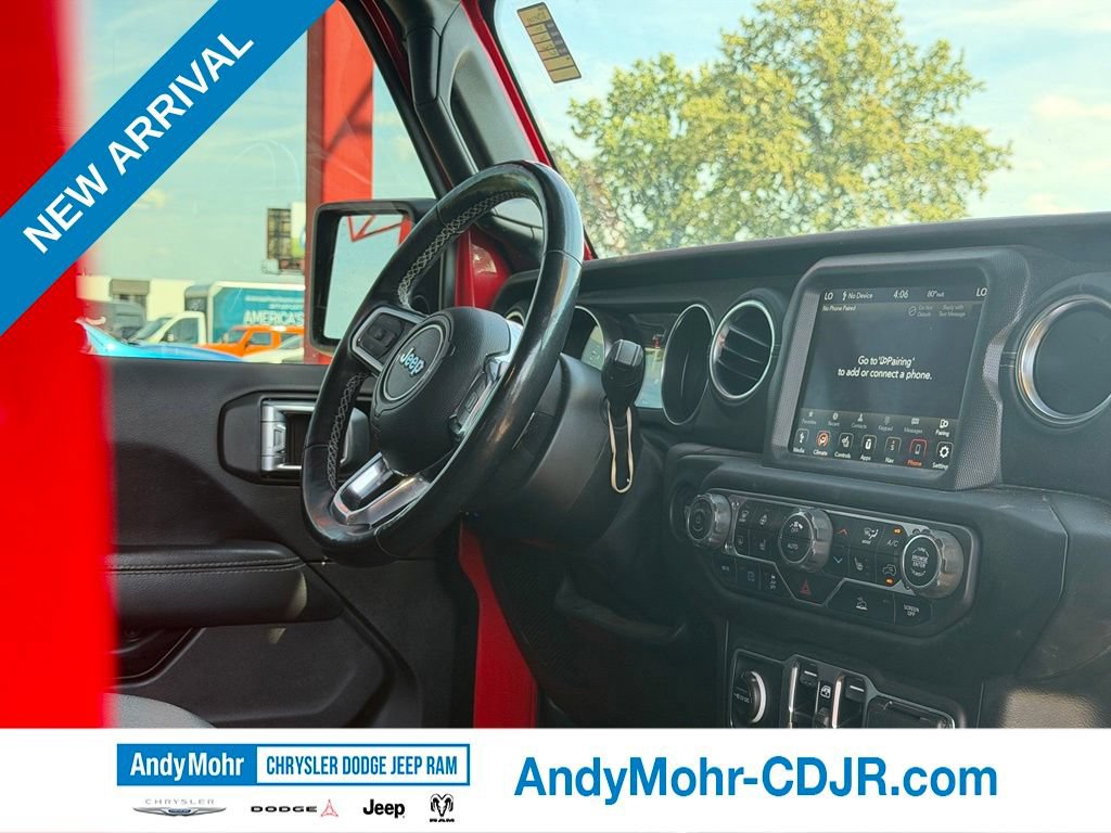 Used 2021 Jeep Wrangler Unlimited Sahara w/ Cold Weather Group AWD/4WD image 24