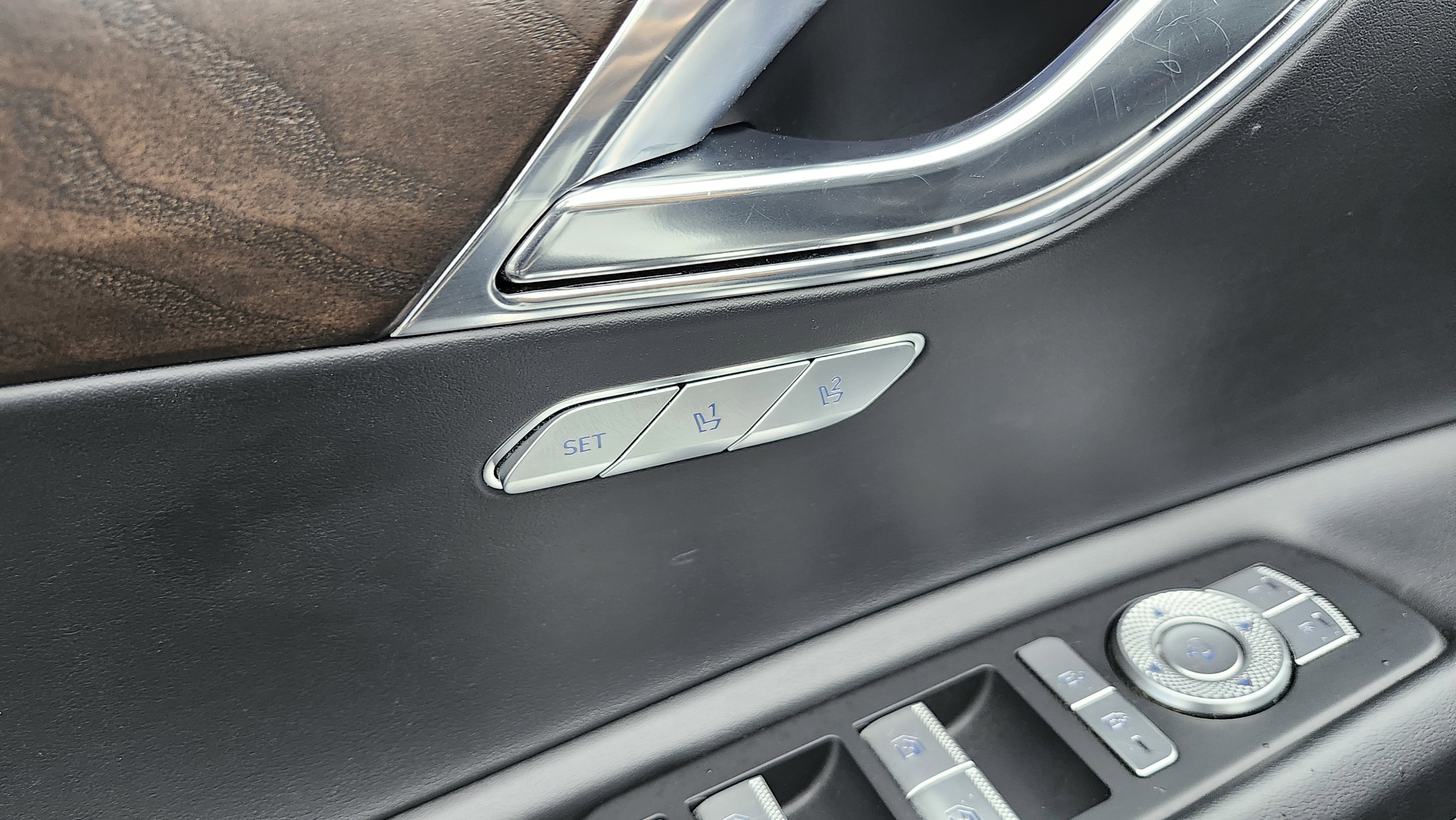 Used 2024 Genesis GV80 2.5T image 30