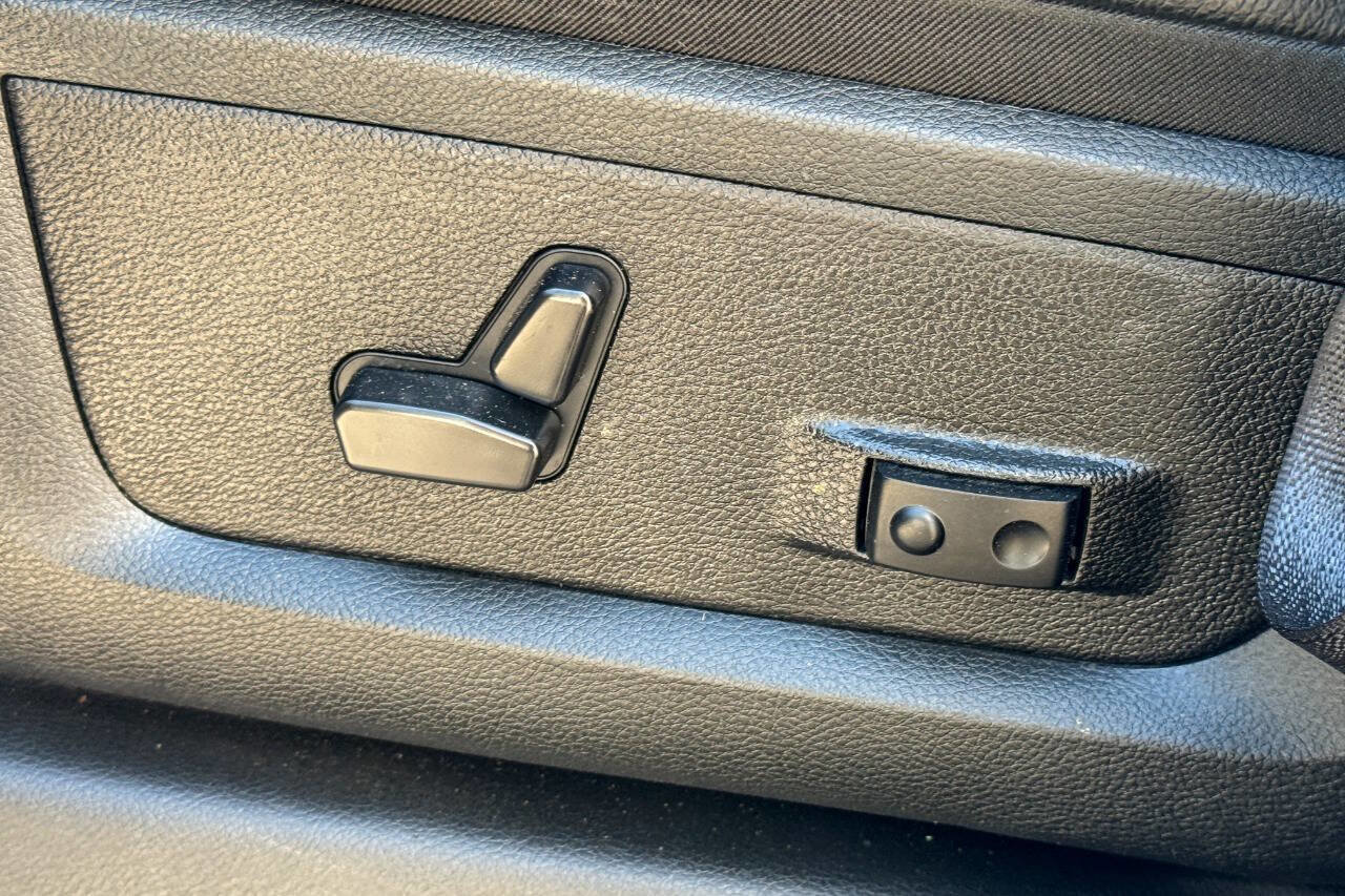 Used 2024 RAM 2500 Laramie w/ Safety Group AWD/4WD image 23