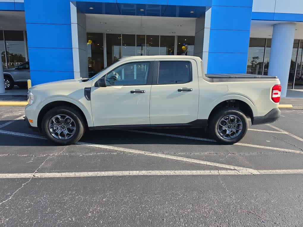Used 2024 Ford Maverick XLT FWD image 2