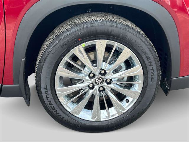 Certified 2026 Toyota Grand Highlander Platinum image 13