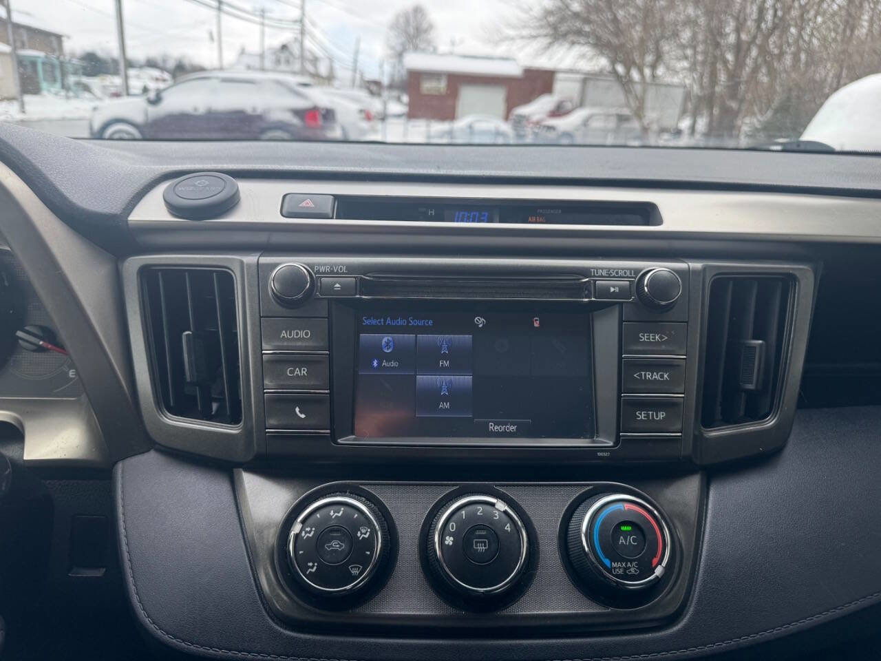 Used 2015 Toyota RAV4 LE image 26