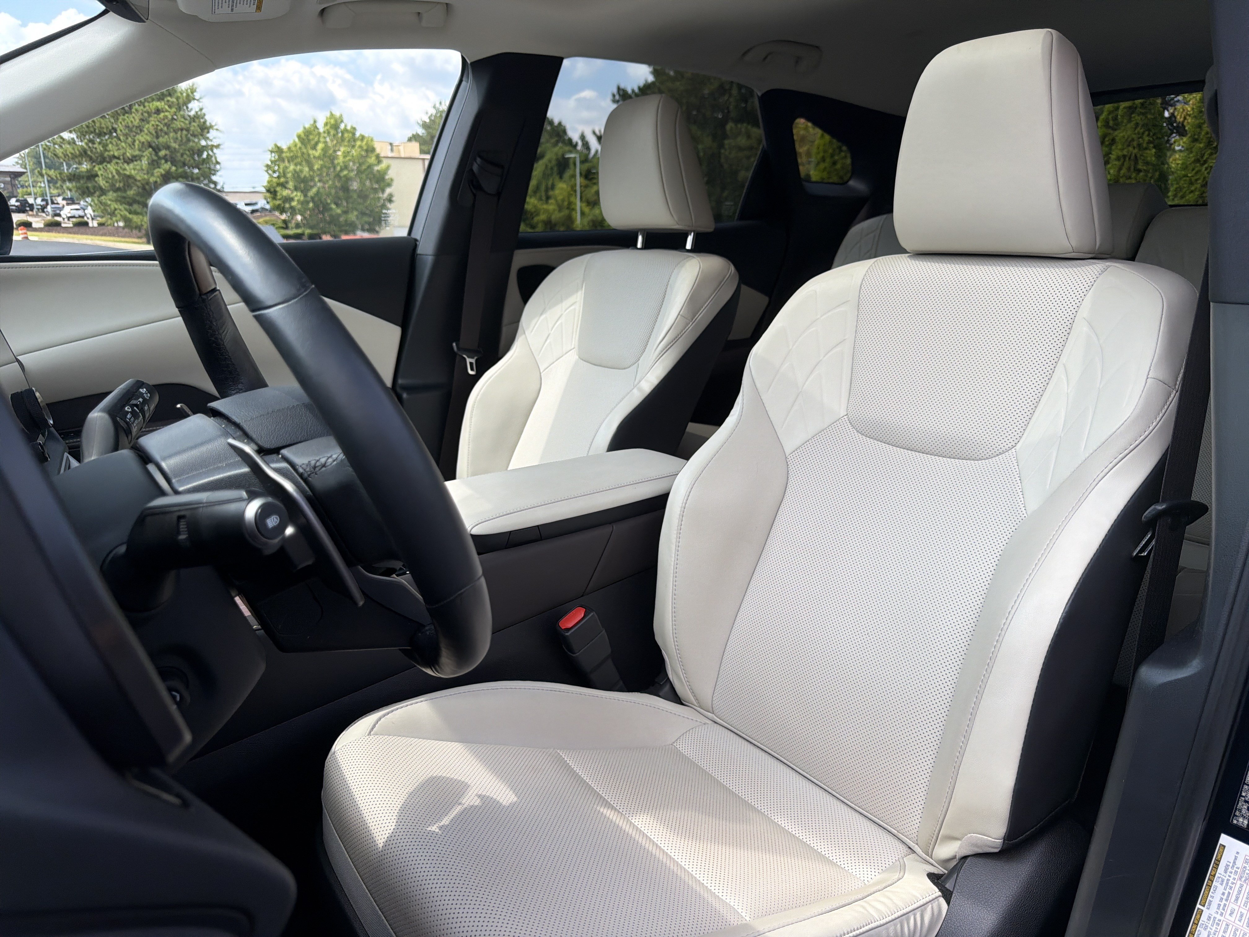 Used 2024 Lexus RX 350 Premium w/ Cold Area Package FWD image 7