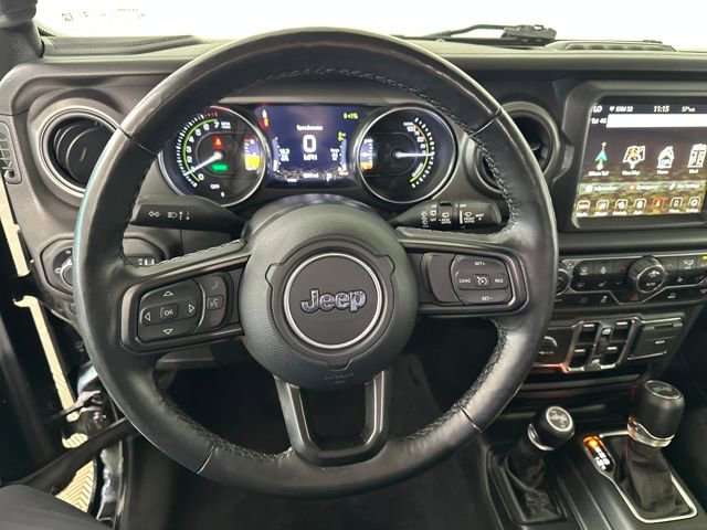 Used 2023 Jeep Wrangler Unlimited w/ Cold Weather Group image 14