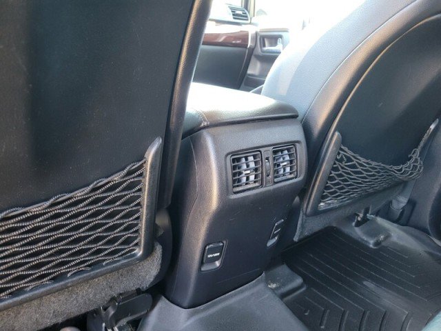Used 2015 Toyota 4Runner Limited AWD/4WD image 32