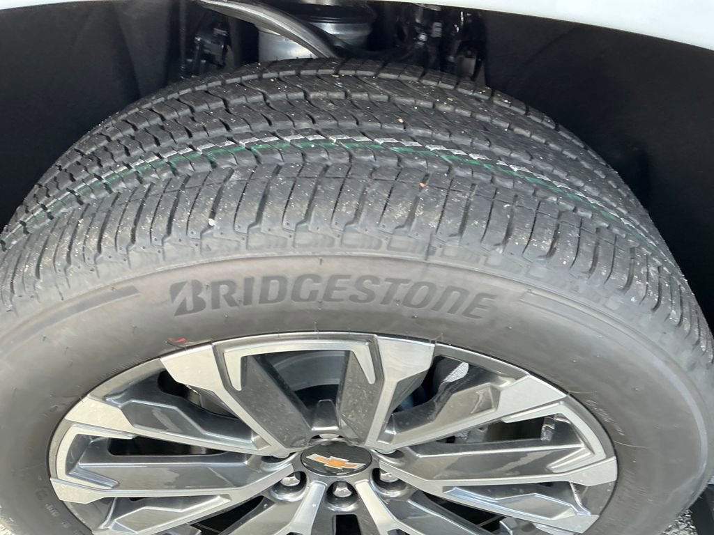 New 2026 Chevrolet Suburban High Country image 27