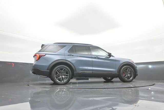 New 2026 Ford Explorer ST w/ Sun And Sound Package image 32
