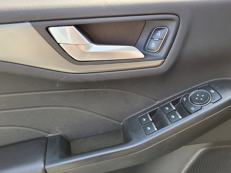 Used 2024 Ford Escape SE FWD image 29