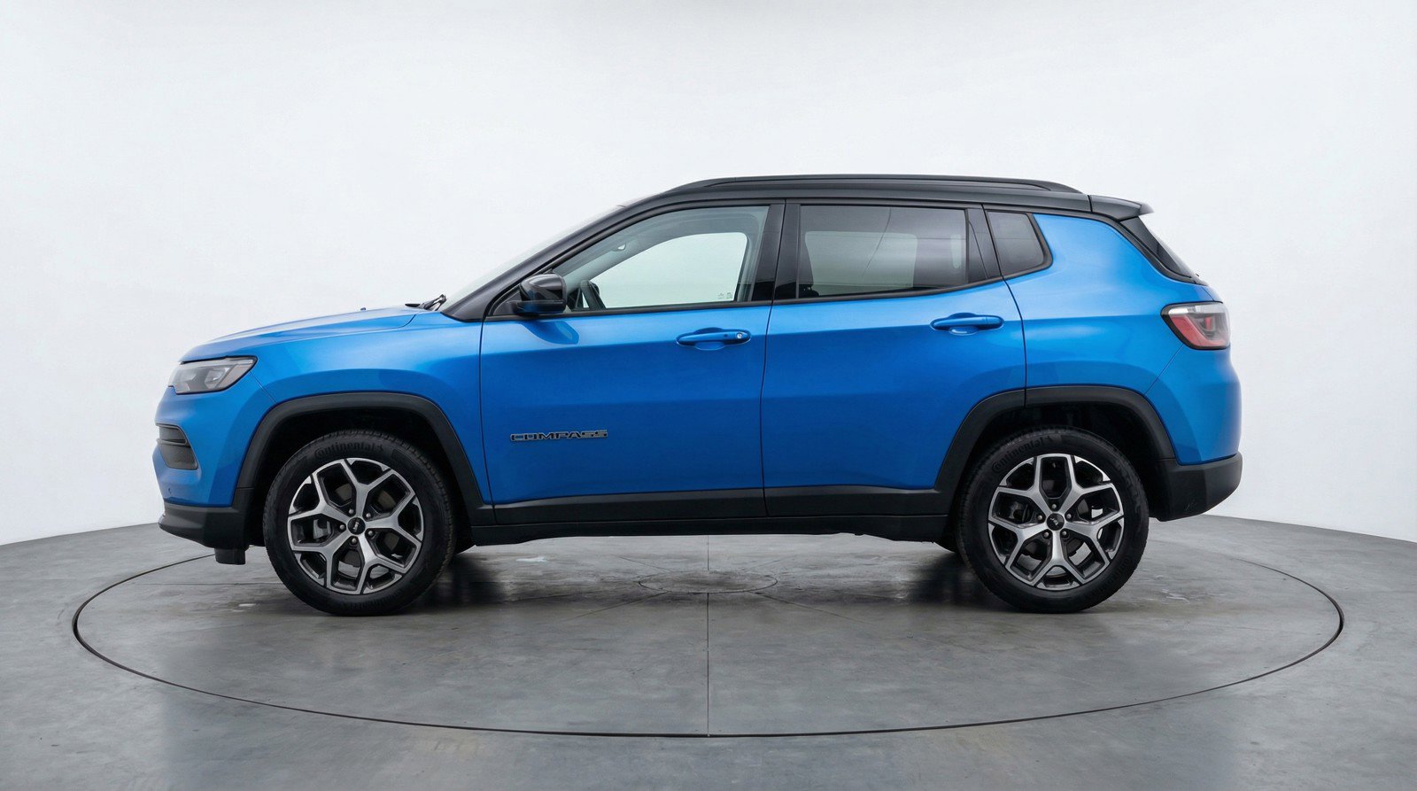 Used 2025 Jeep Compass Limited AWD/4WD image 5