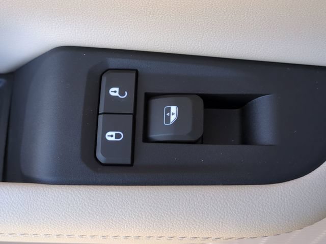 New 2025 Jeep Grand Cherokee L Limited w/ Luxury Tech Group II AWD/4WD image 35