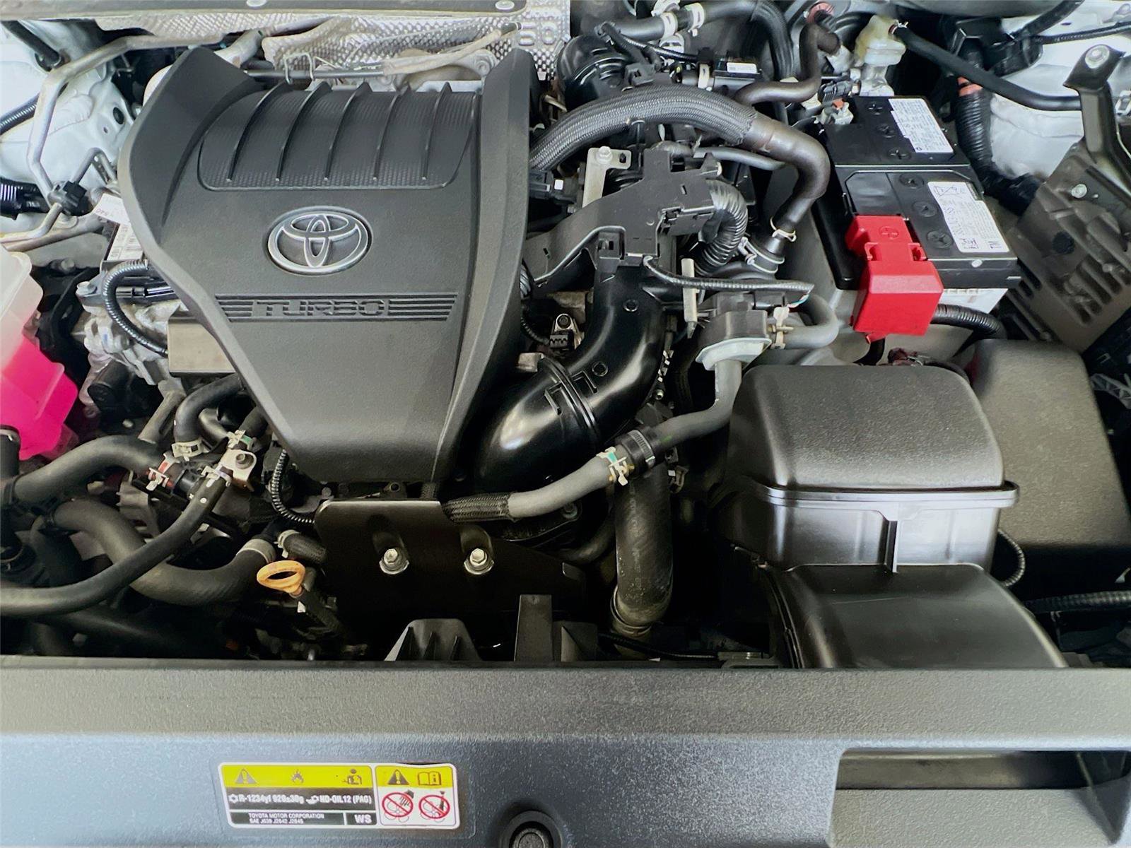 Used 2024 Toyota Highlander XLE image 37