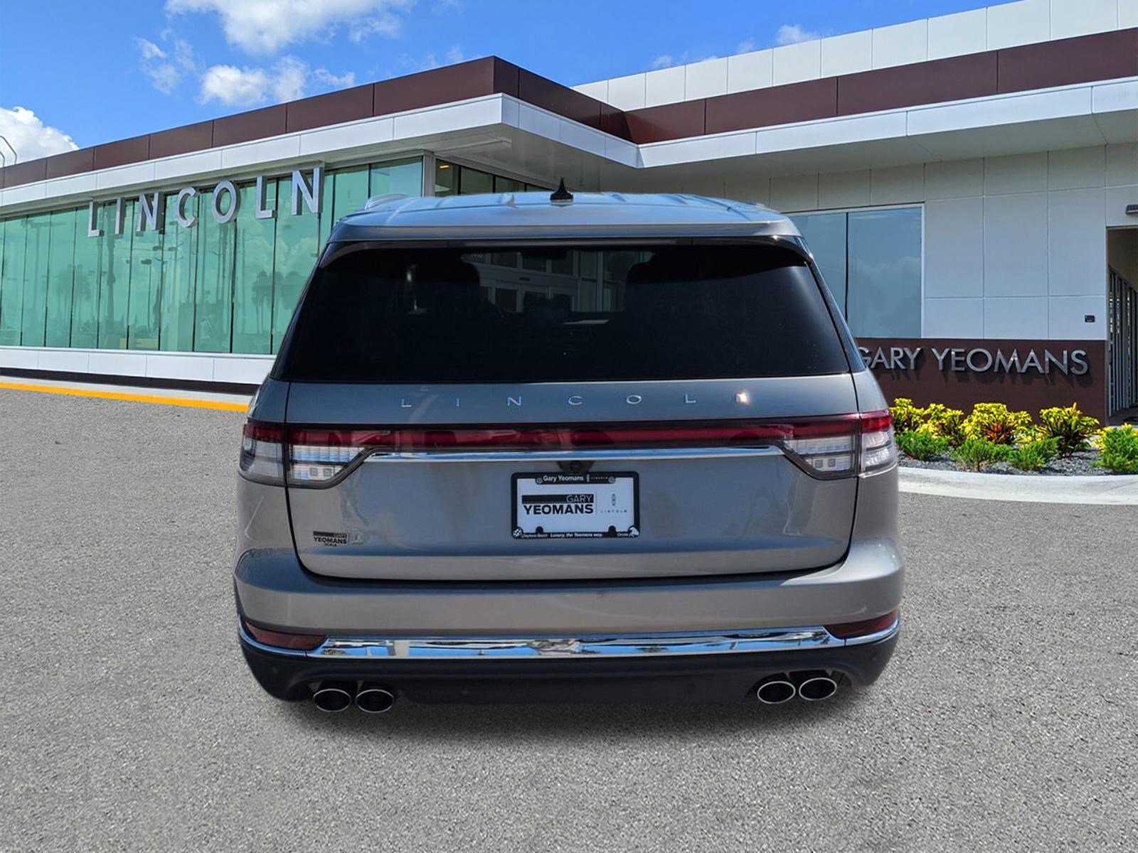 Certified 2023 Lincoln Aviator Reserve RWD image 6