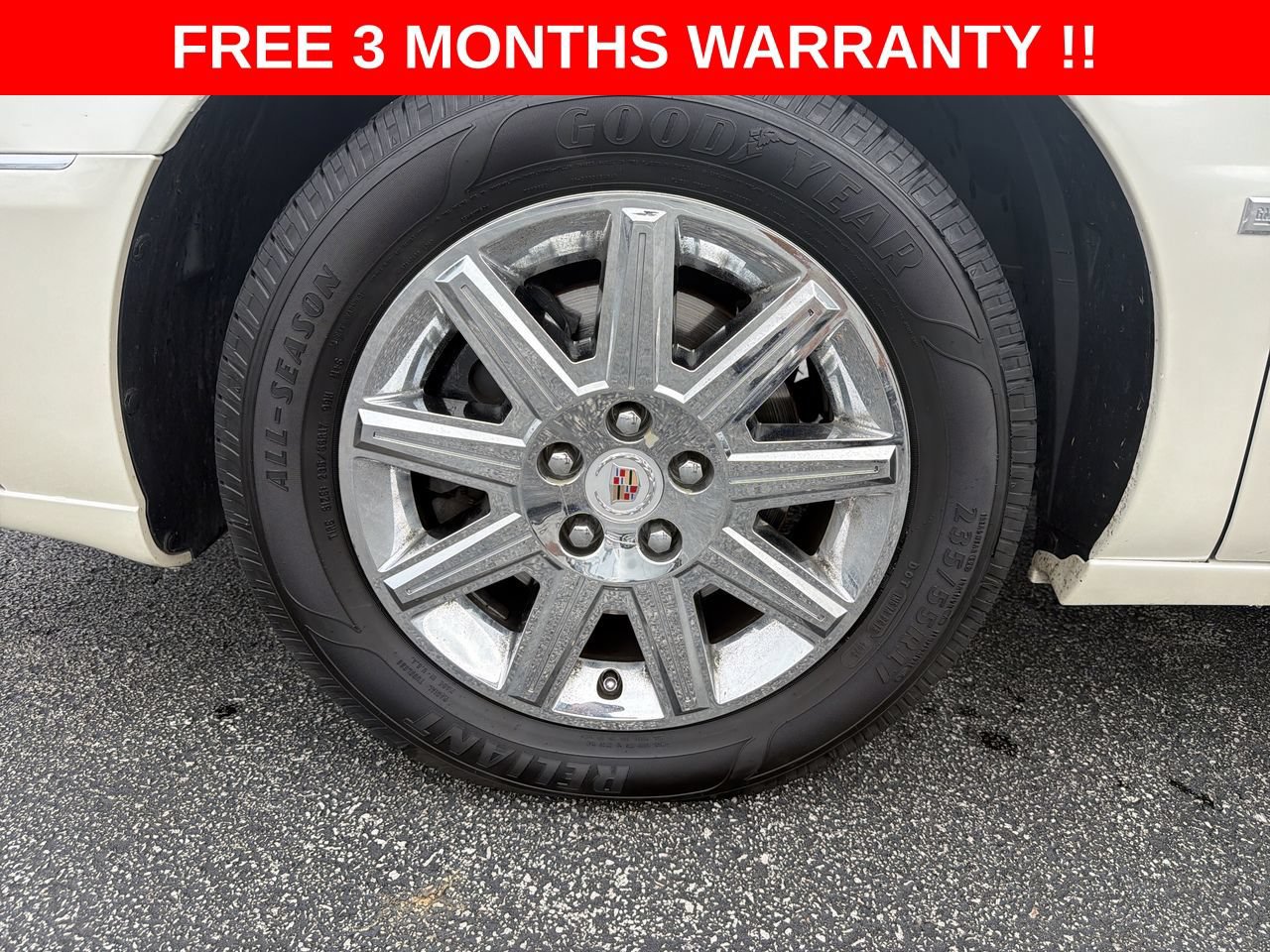 Used 2010 Cadillac DTS Premium w/ Driver Awareness Package FWD image 33