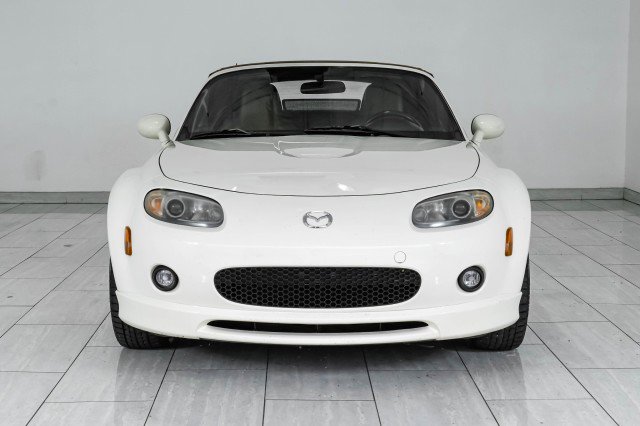 Used 2008 MAZDA MX-5 Miata Grand Touring w/ Premium Pkg RWD image 3