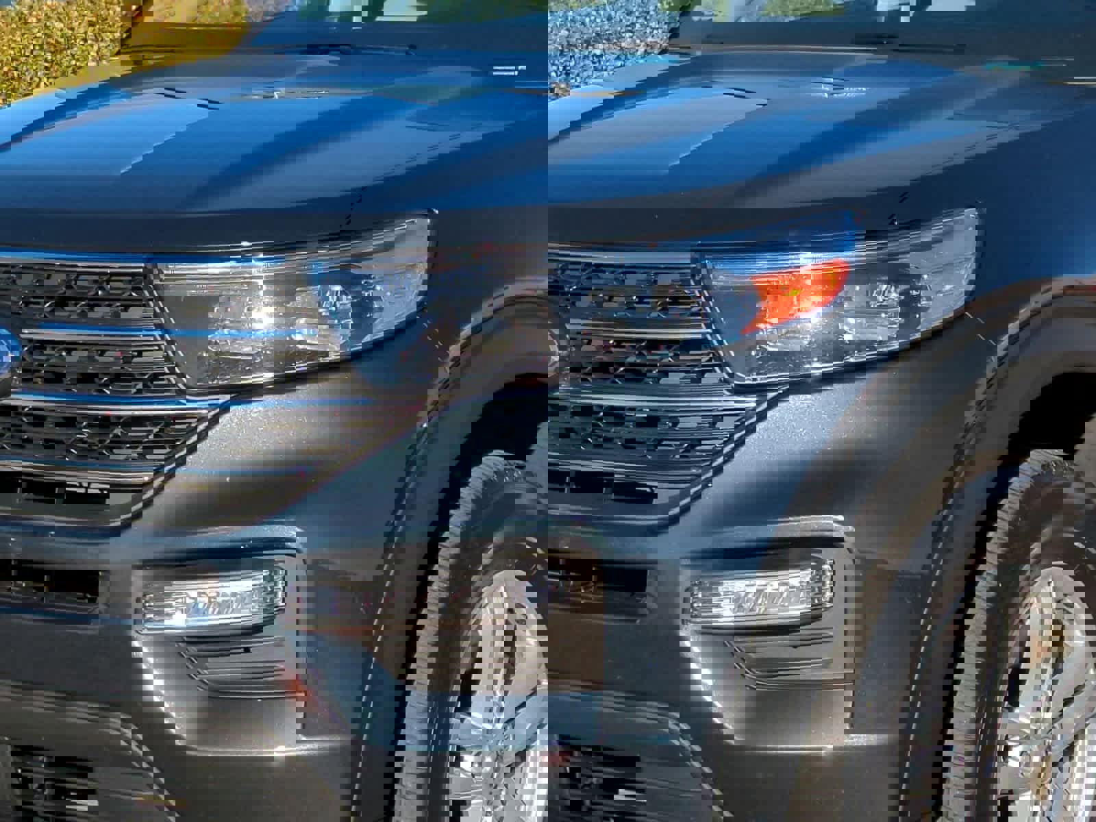 Used 2022 Ford Explorer XLT w/ Equipment Group 202A image 11