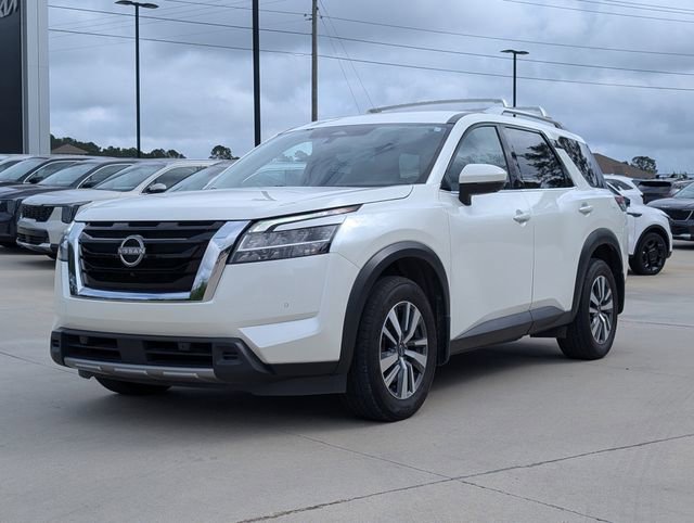 Used 2024 Nissan Pathfinder SL image 7