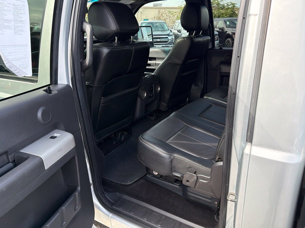 Used 2015 Ford F250 Lariat w/ Lariat Ultimate Package AWD/4WD image 22