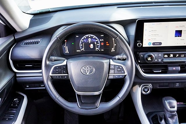 Used 2025 Toyota Grand Highlander FWD image 30