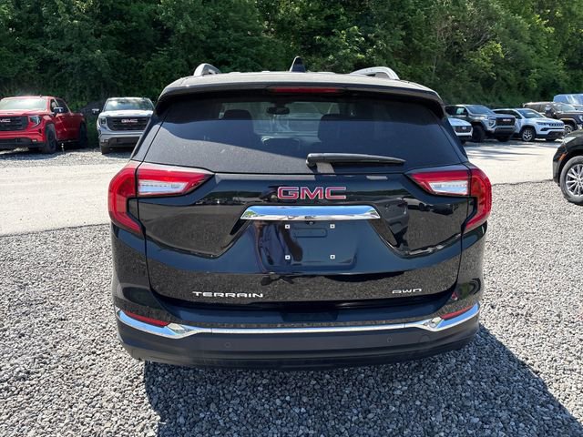 Used 2022 GMC Terrain SLT w/ Tech Package AWD/4WD image 4