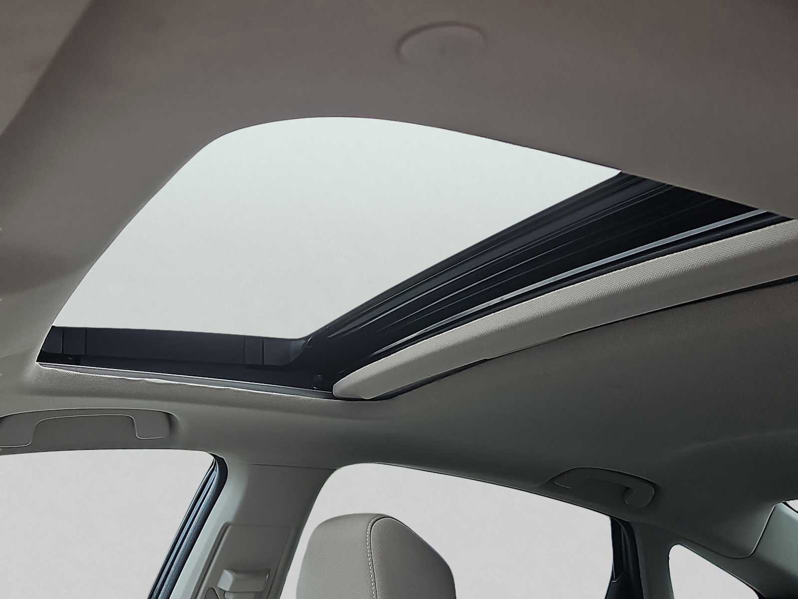 Certified 2024 Honda Accord EX image 15