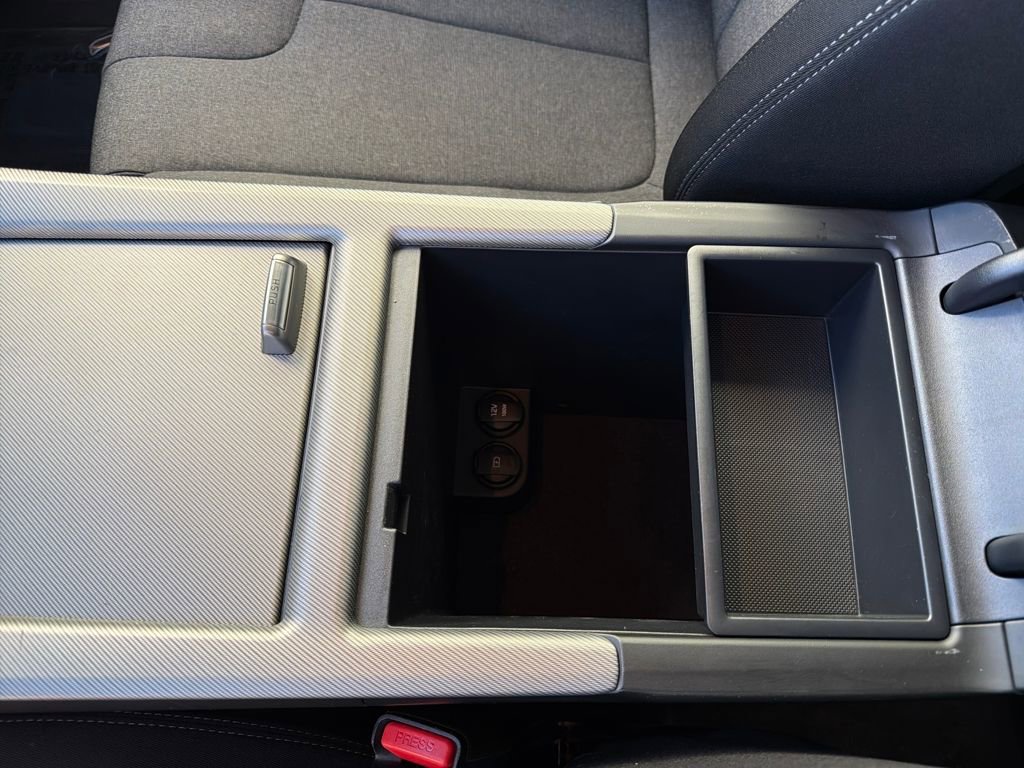 Used 2023 Hyundai Palisade SE image 24