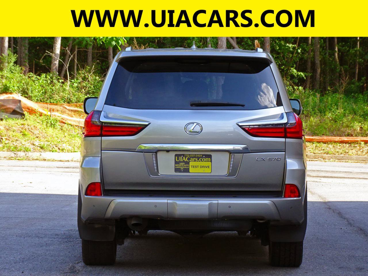 Used 2019 Lexus LX 570 4WD w/ Luxury Package image 8