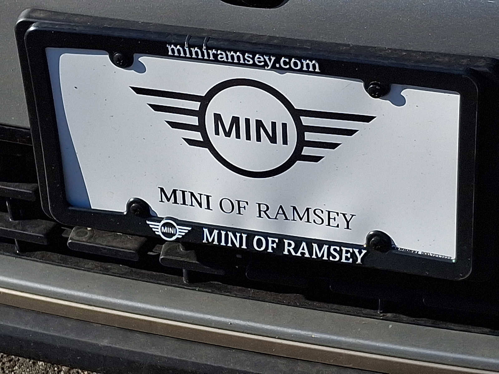 Used 2019 MINI Cooper S w/ Signature Upholstery Package image 28