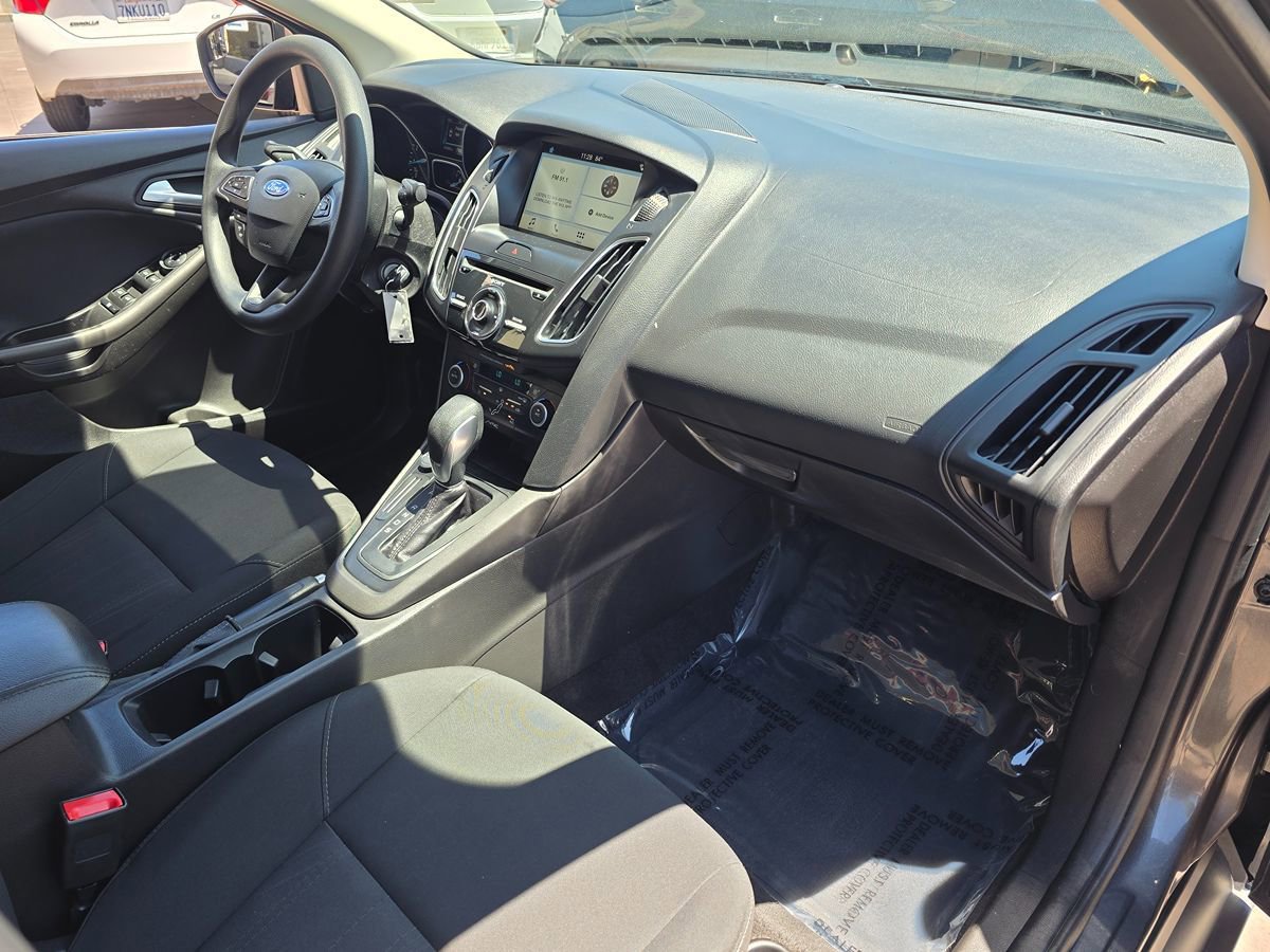 Used 2017 Ford Focus SEL FWD image 14