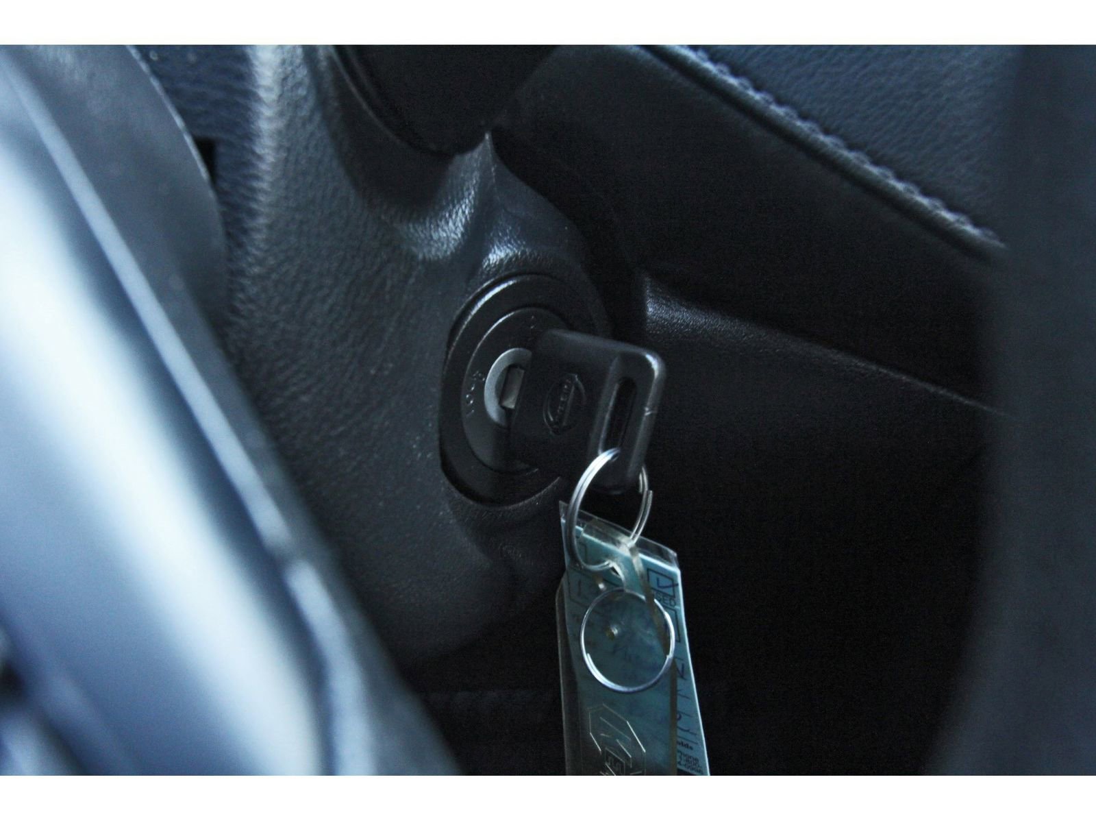 Used 2024 Nissan Versa S w/ Trunk Package image 30