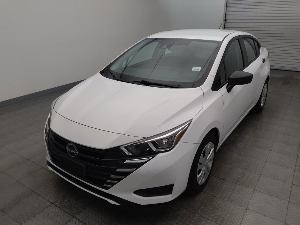 Used 2023 Nissan Versa S FWD image 15