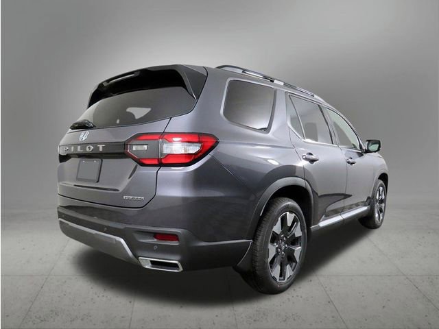 New 2026 Honda Pilot Touring image 5