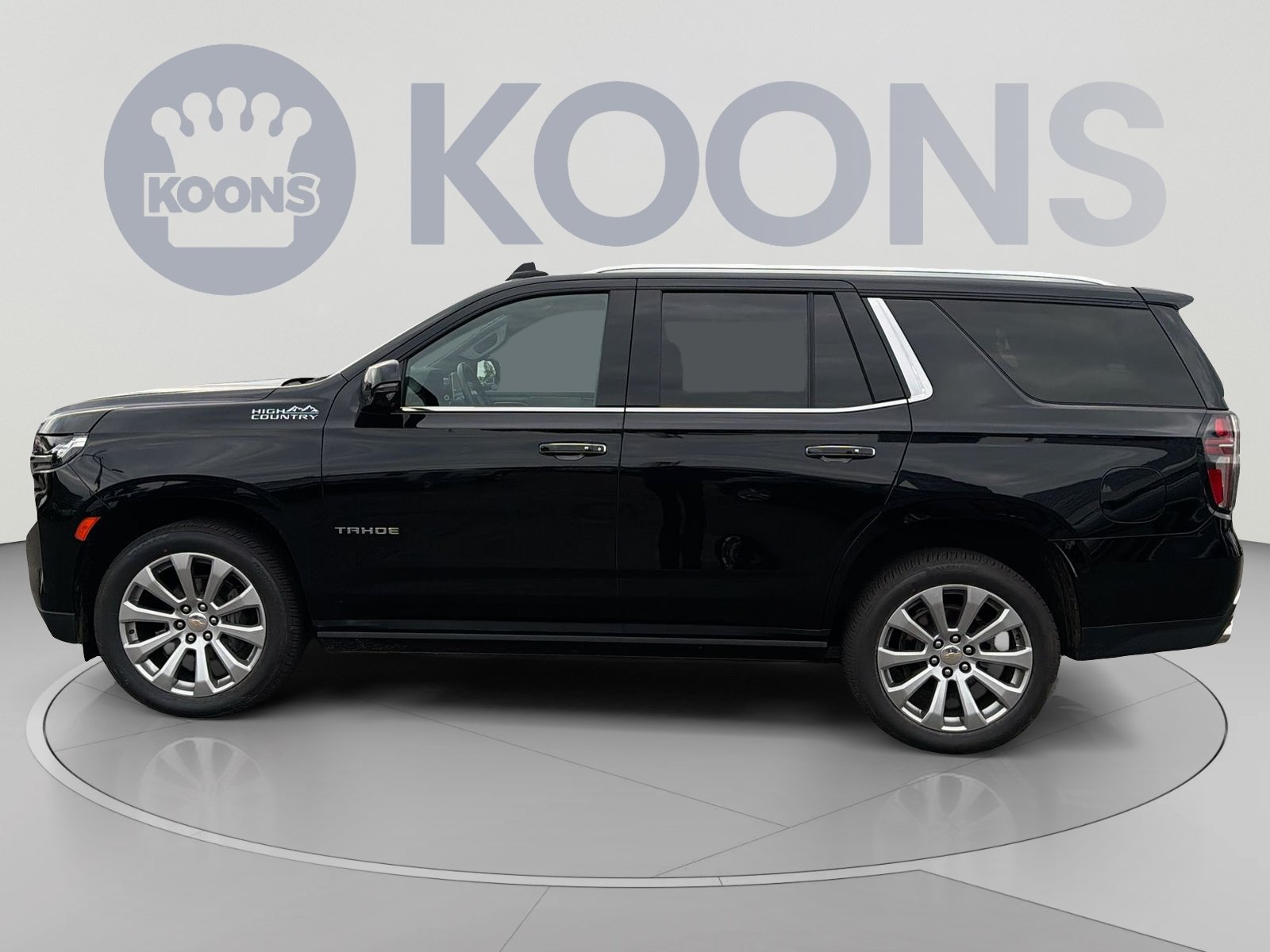 Used 2023 Chevrolet Tahoe High Country w/ LPO, Illumination Package AWD/4WD image 2